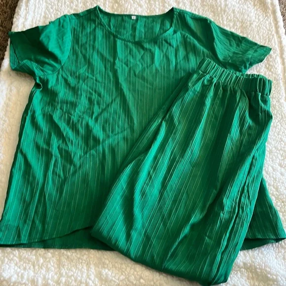 Women’s clothing bundle - Picture 3 of 13